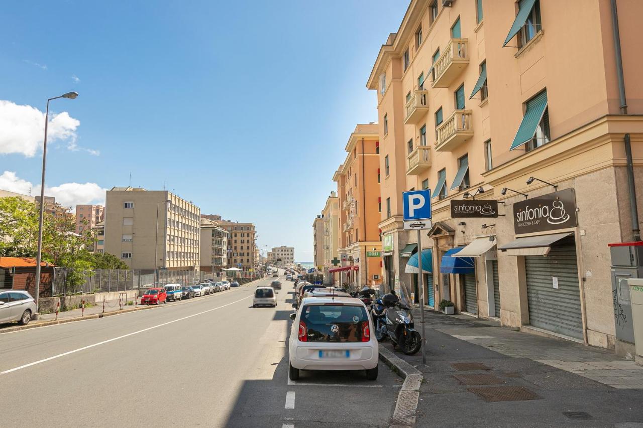 Ferienwohnung La Perla Di Sturla Genua Exterior foto